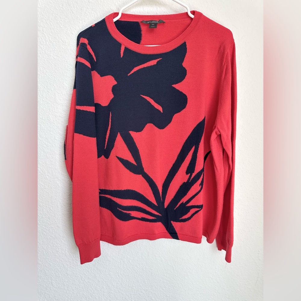 St. John Oversized Floral Intarsia Knit Wool Sweater In Apple Navy XL like NEW‎ - Picture 4 of 14
